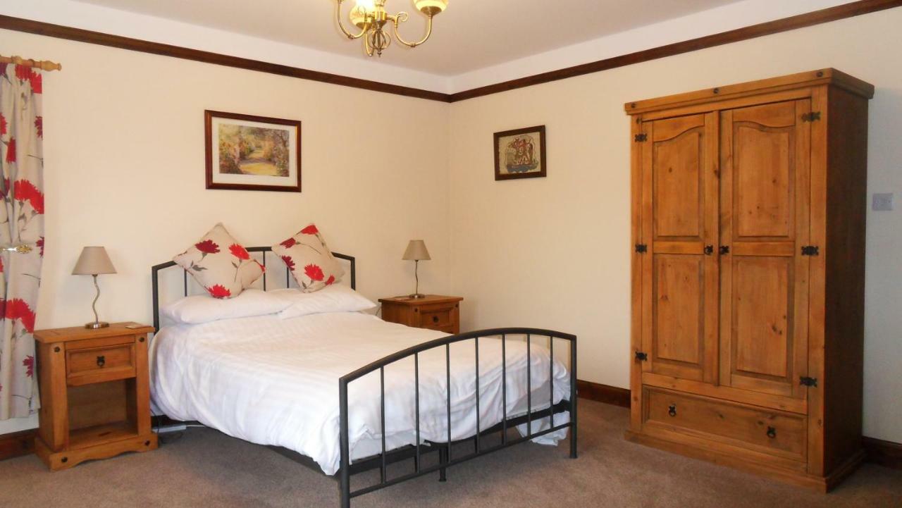 Meadowside Cottages Balavil Zewnętrze zdjęcie