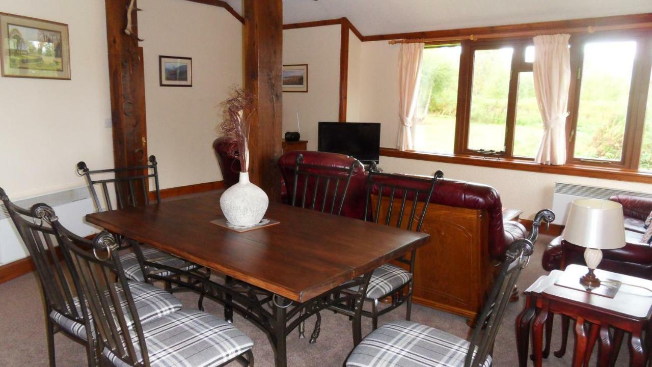 Meadowside Cottages Balavil Zewnętrze zdjęcie